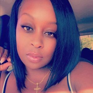 Meet your Posher, Sabrina